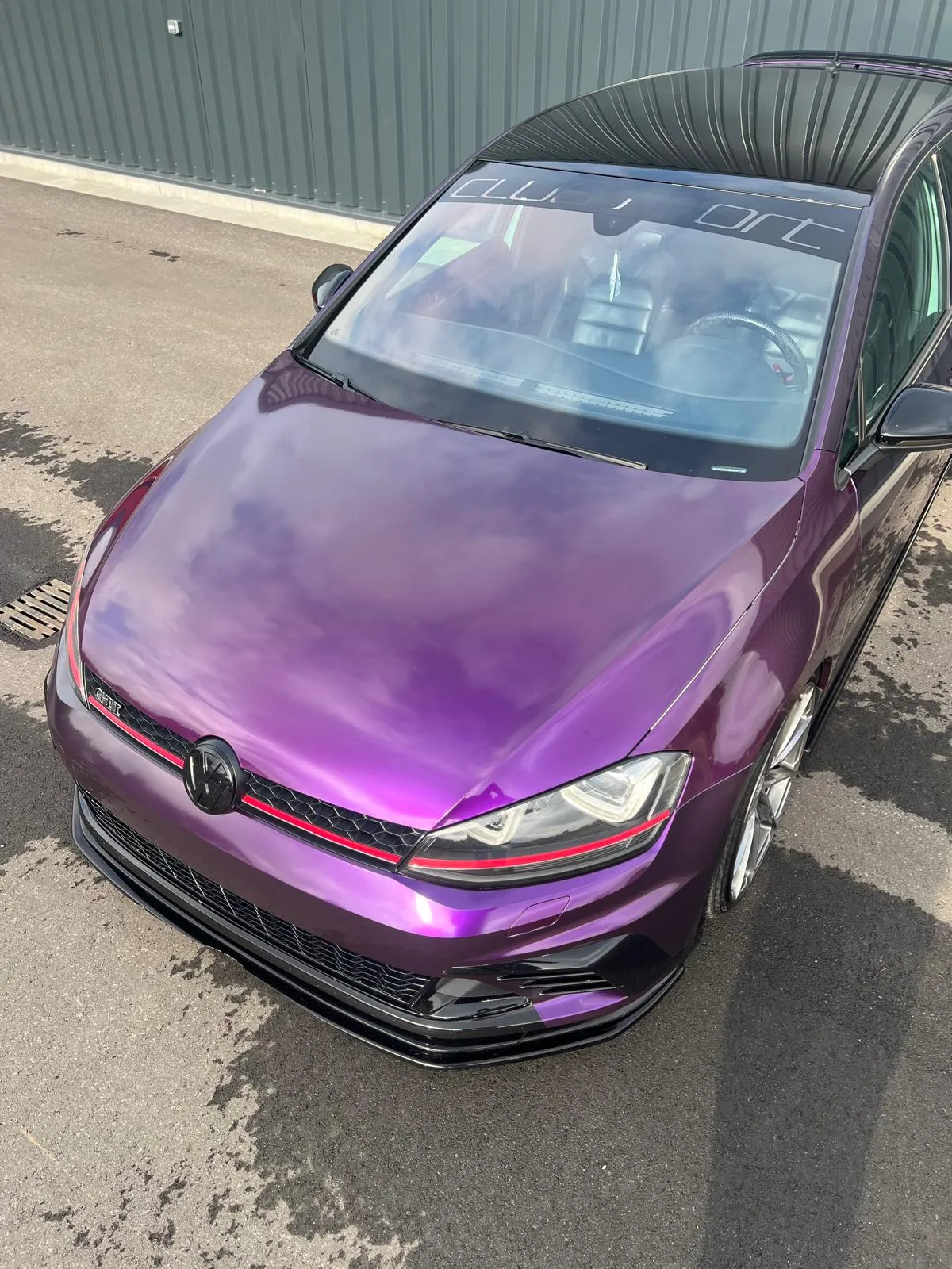 VW Golf Colorshift Violett