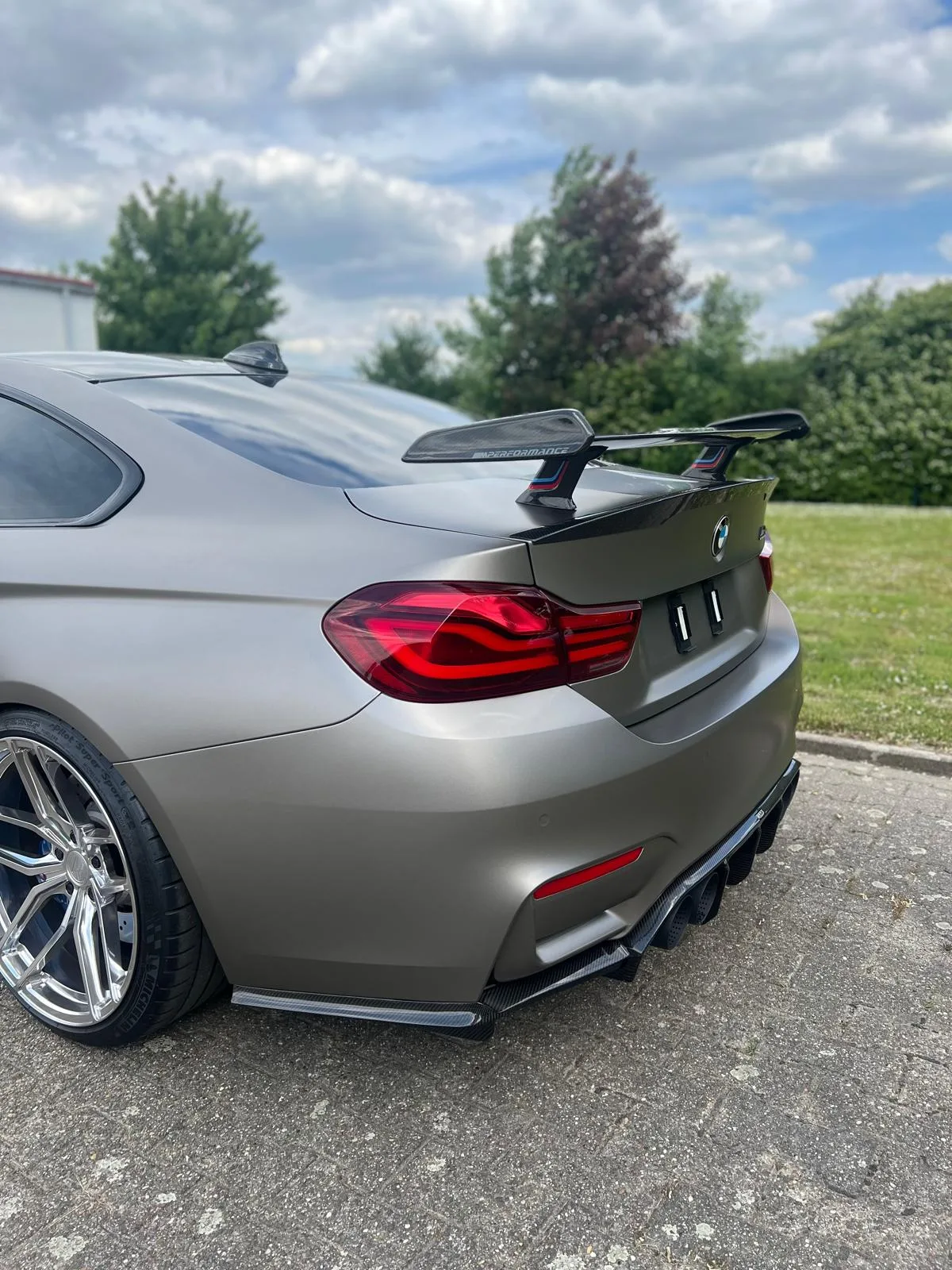 Instagram Beitrag — BMW M4